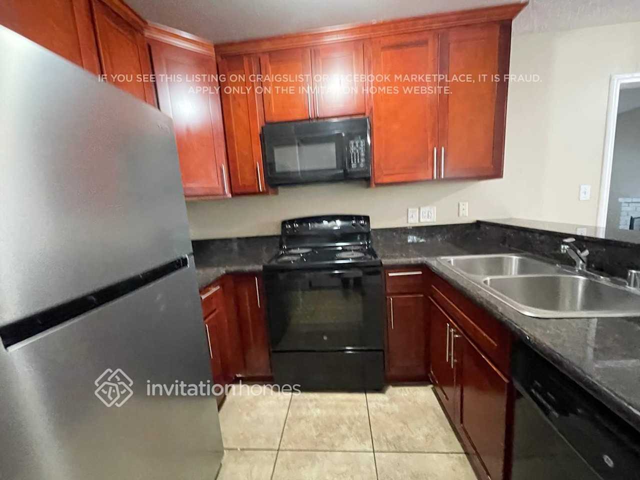 401 Baylor Dr - Photo 5 of 16