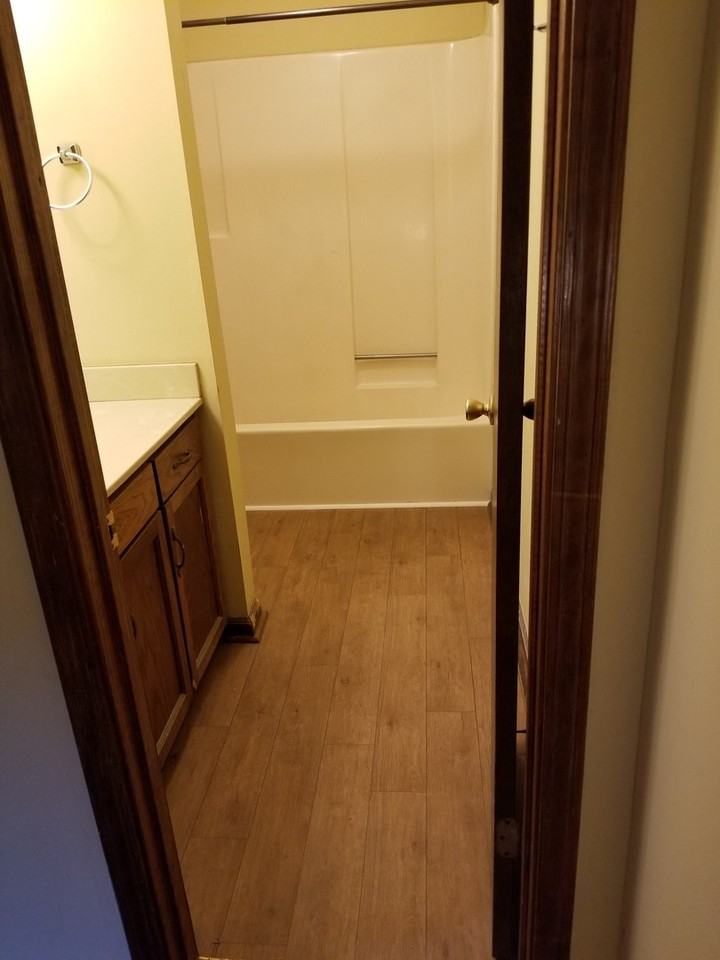 314 Elm St - Photo 5 of 15