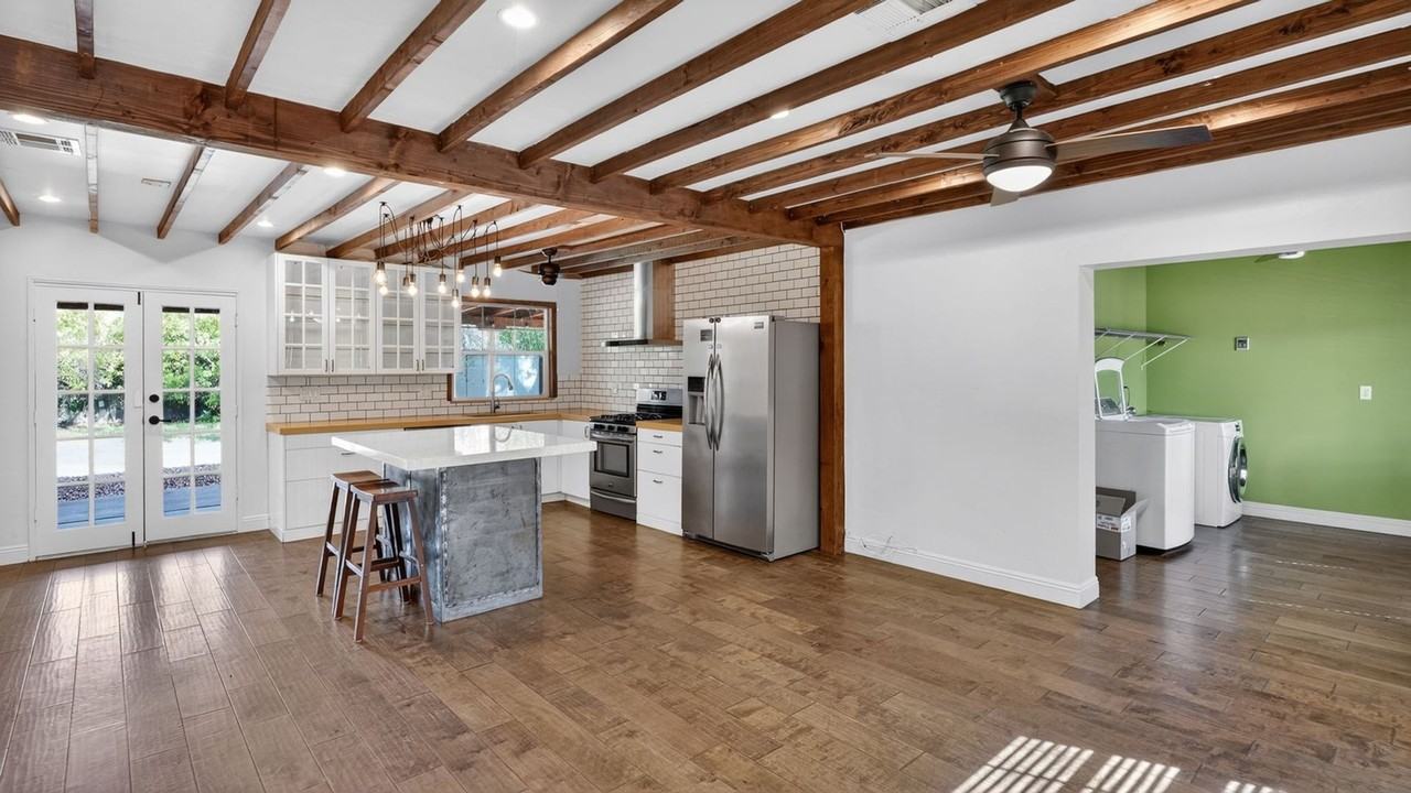 506 W Coolidge St - Photo 7 of 32