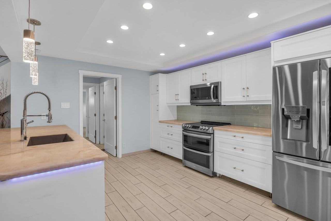 100 Auhana Rd #301 - Photo 4 of 42