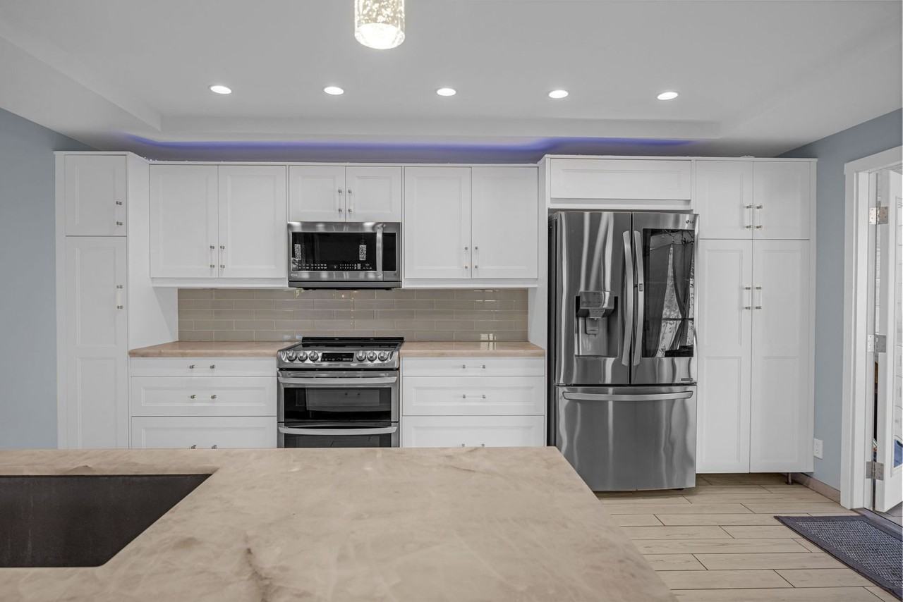 100 Auhana Rd #301 - Photo 5 of 42