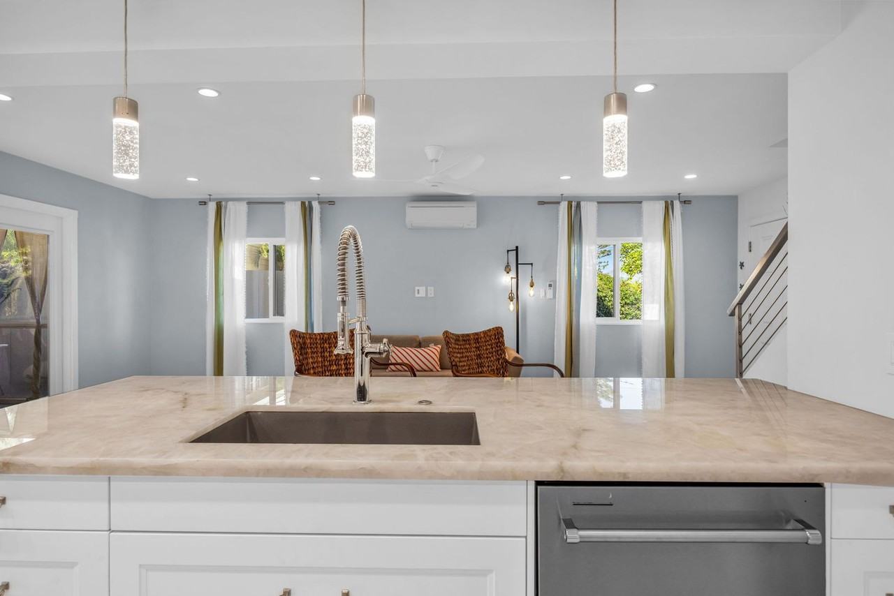 100 Auhana Rd #301 - Photo 7 of 42