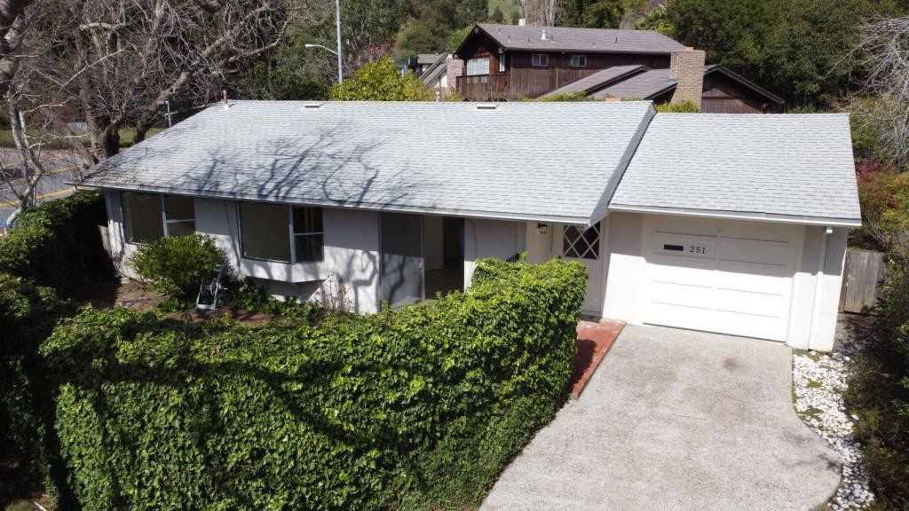 251 Karen Way - Photo 2 of 23