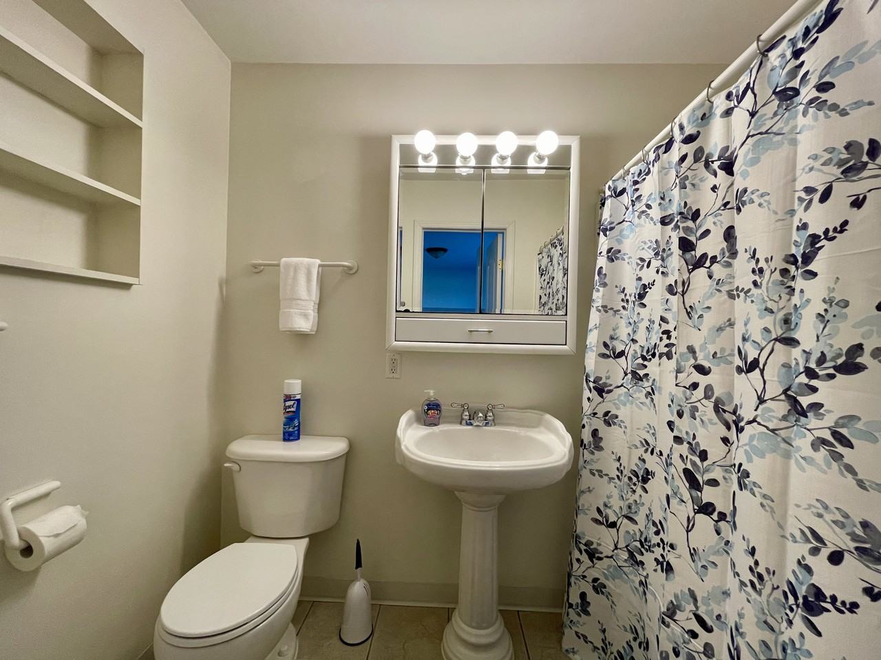 222 Summerhill Dr - Photo 4 of 5