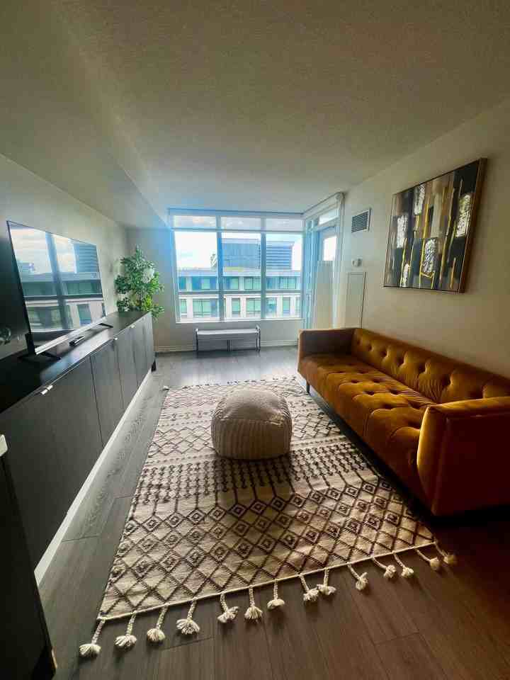 151 Dan Leckie Way - Photo 2 of 40