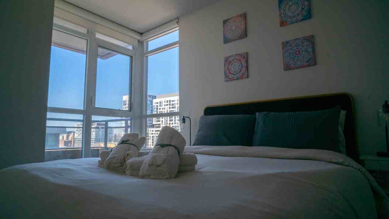 151 Dan Leckie Way - Photo 3 of 40