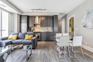 featured image of 300 Front St W