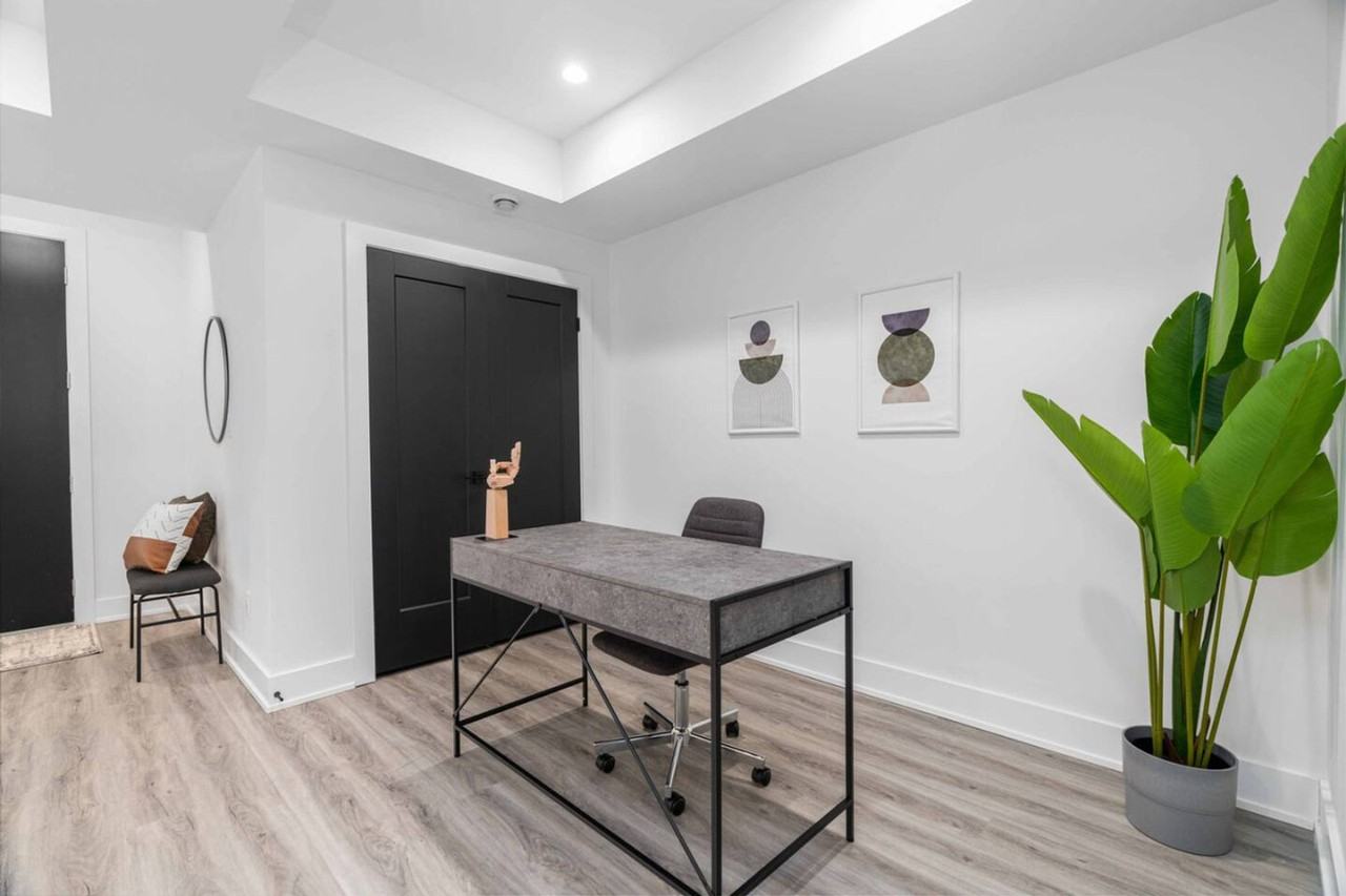 585 Queens Ave #1388886P - Photo 6 of 40