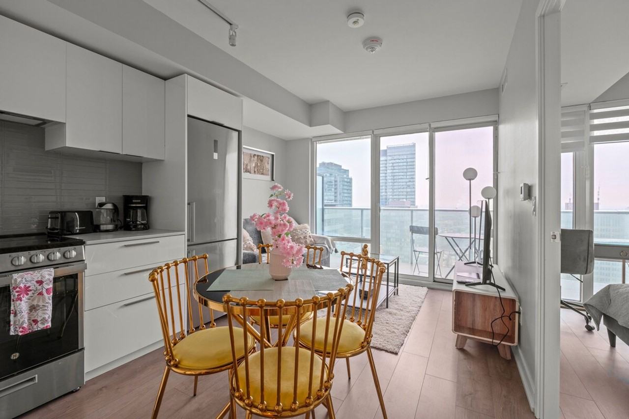 543 Yonge St #1463261P - Photo 7 of 17