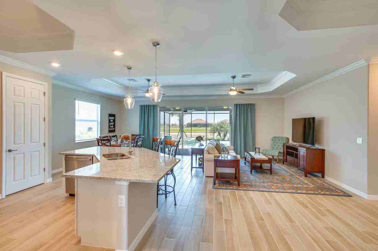 15968 Leaning Pine Ln #1385612P - Photo 4 of 31