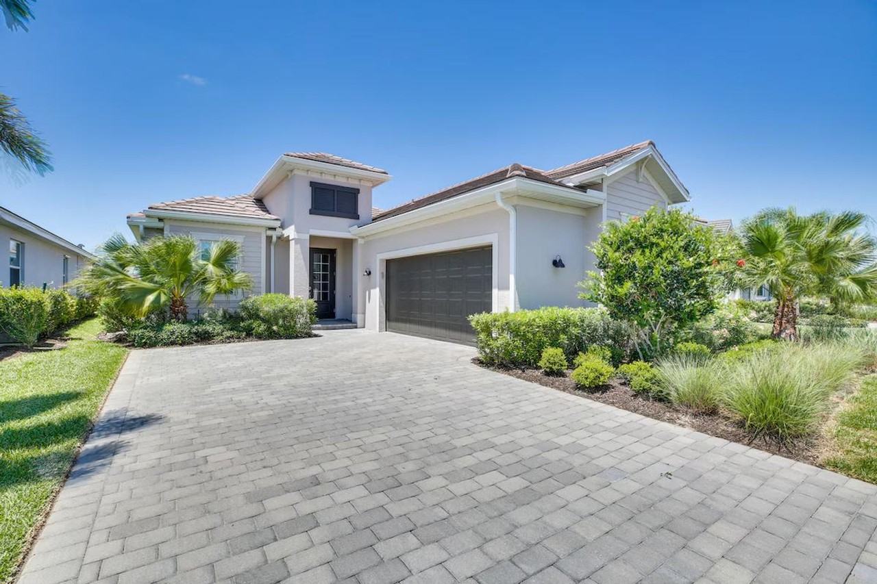 15968 Leaning Pine Ln #1385612P - Photo 6 of 31