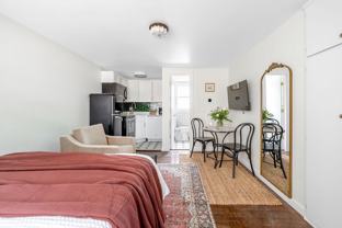 179 W Wilson St - Photo 1 of 1