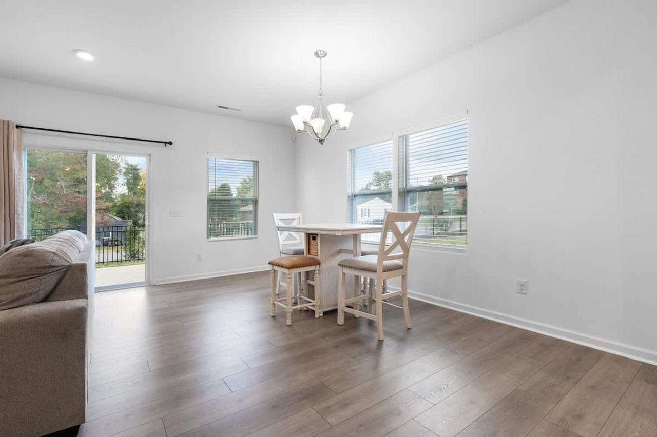 2 Saltford Ln #1471182P - Photo 2 of 28