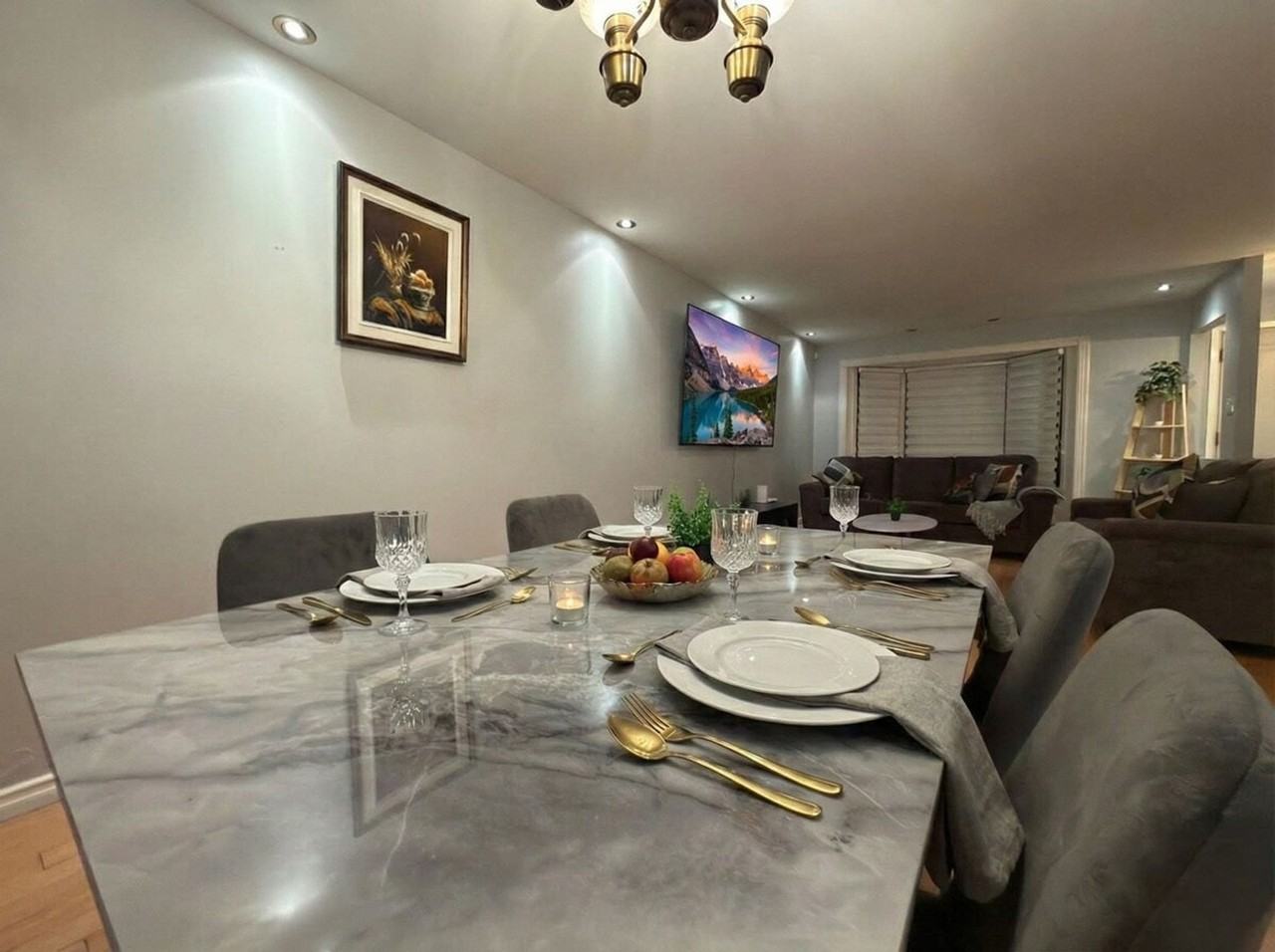 146 Rue Guy #1473544P - Photo 7 of 30