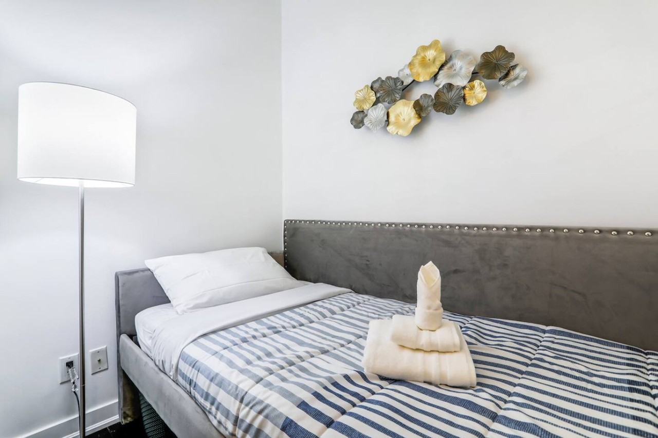 199 Richmond St W #1471506P - Photo 3 of 30