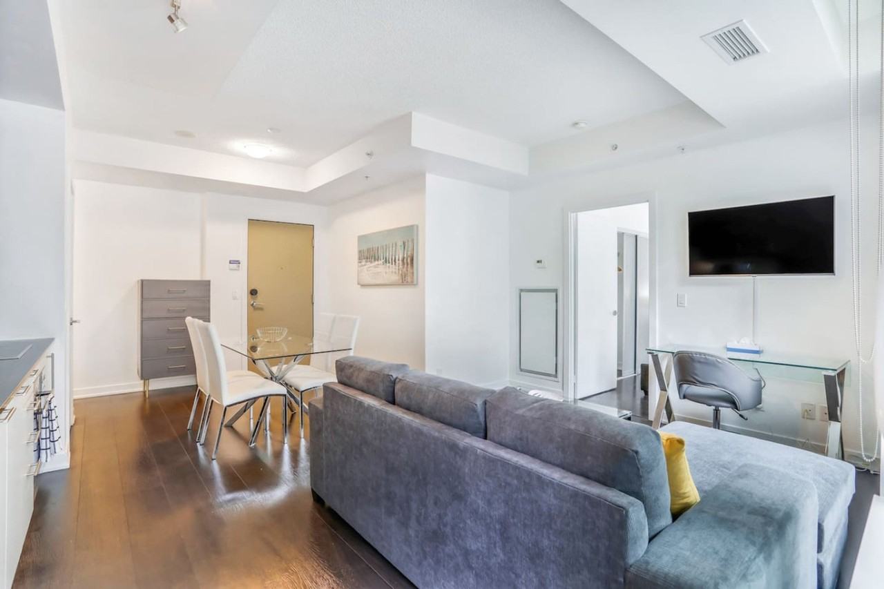 199 Richmond St W #1471506P - Photo 6 of 30