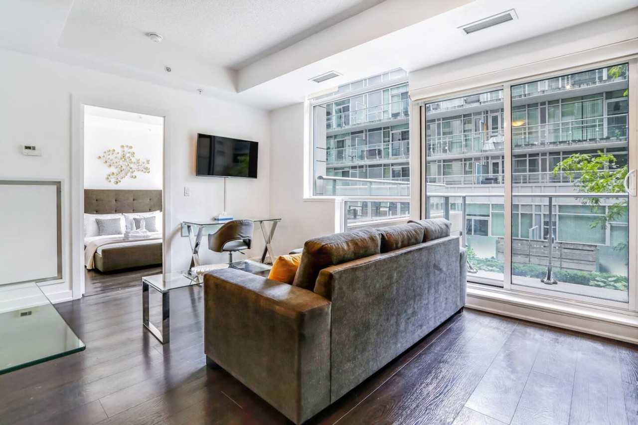 199 Richmond St W #1471506P - Photo 7 of 30