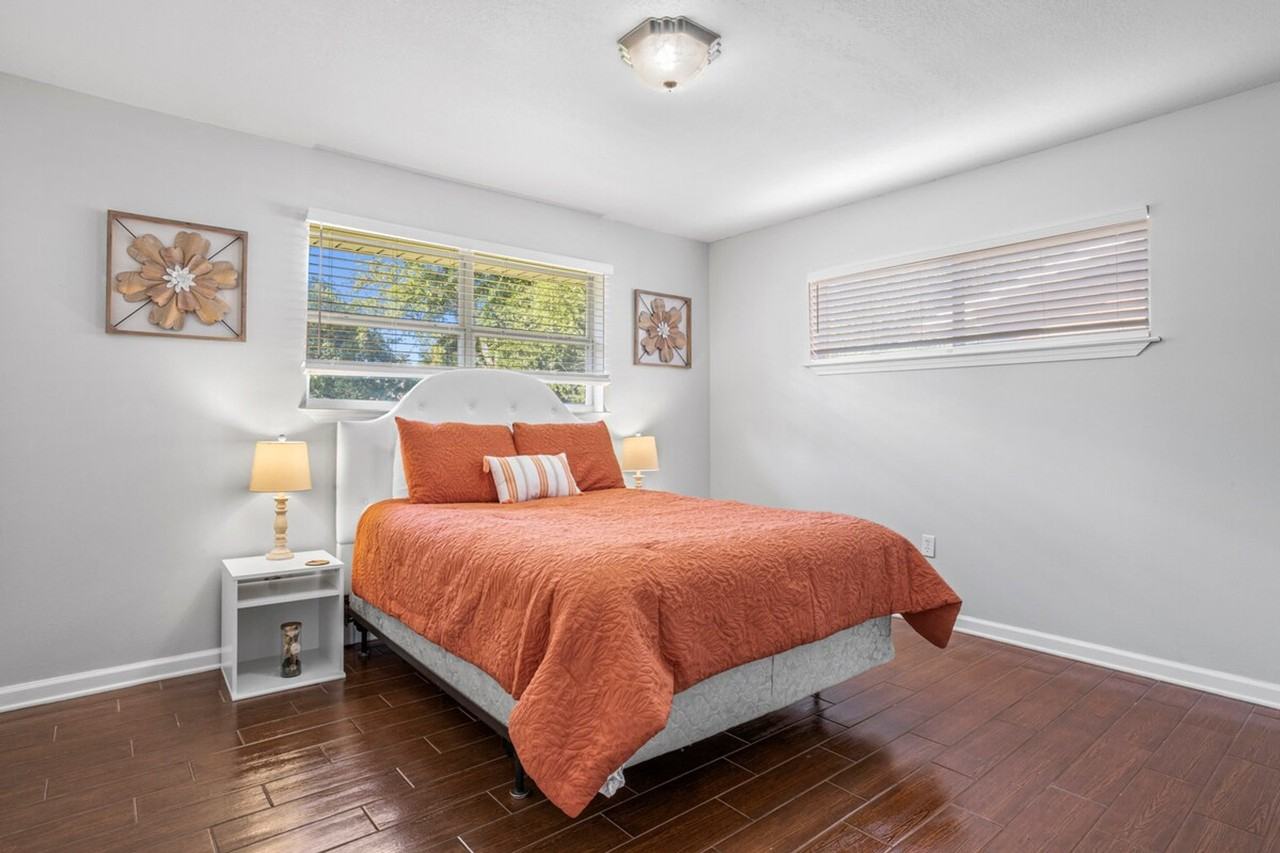 114 Lassere Cir #1473631P - Photo 4 of 29