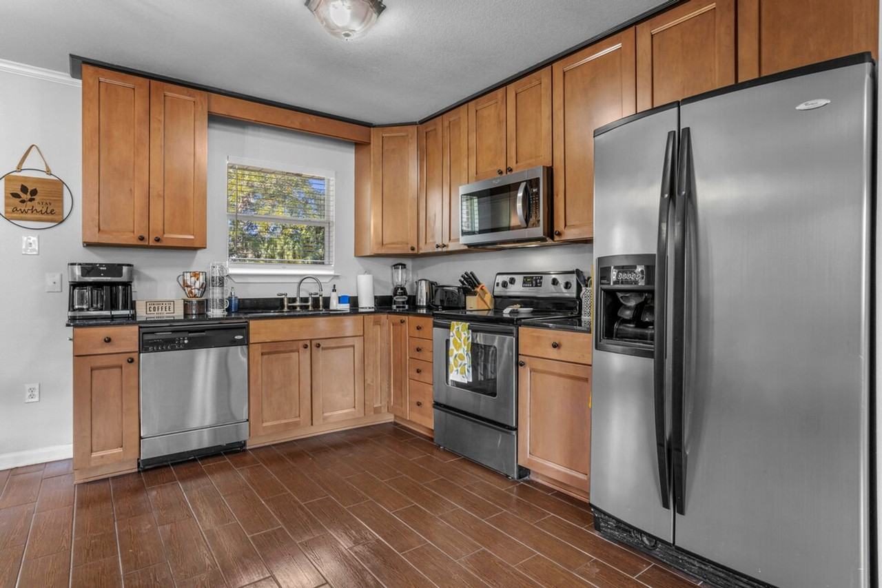 114 Lassere Cir #1473631P - Photo 5 of 29