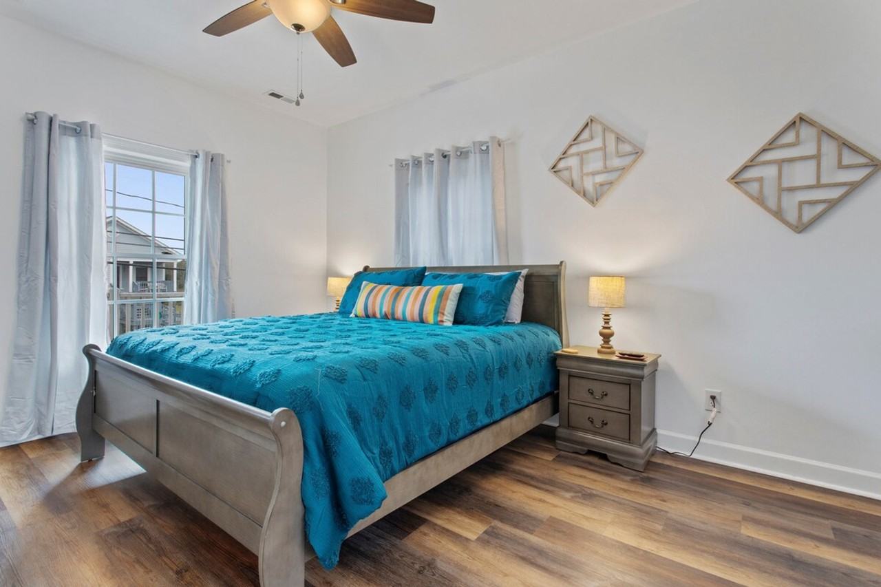 343 Henderson Ave #1473617P - Photo 7 of 19