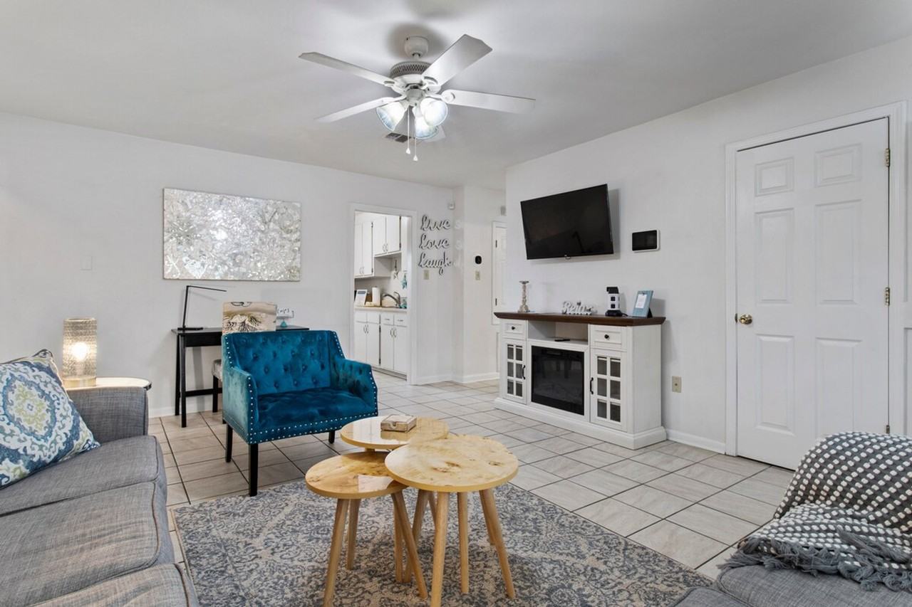 805 Lewis Ave #1473629P - Photo 4 of 25