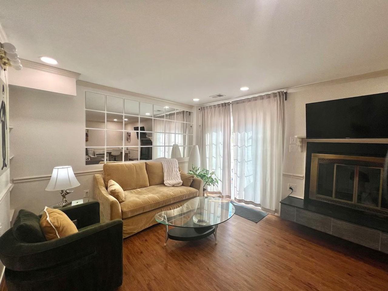 11874 Sunrise Valley Dr #1473427P - Photo 3 of 28