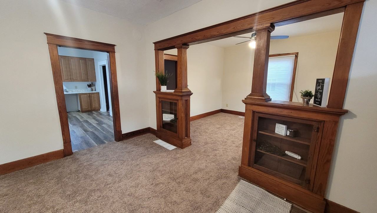 812 Logan St - Photo 7 of 21