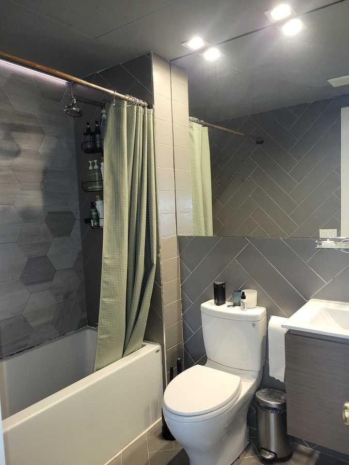 1191 Bedford Ave #2F - Photo 7 of 9