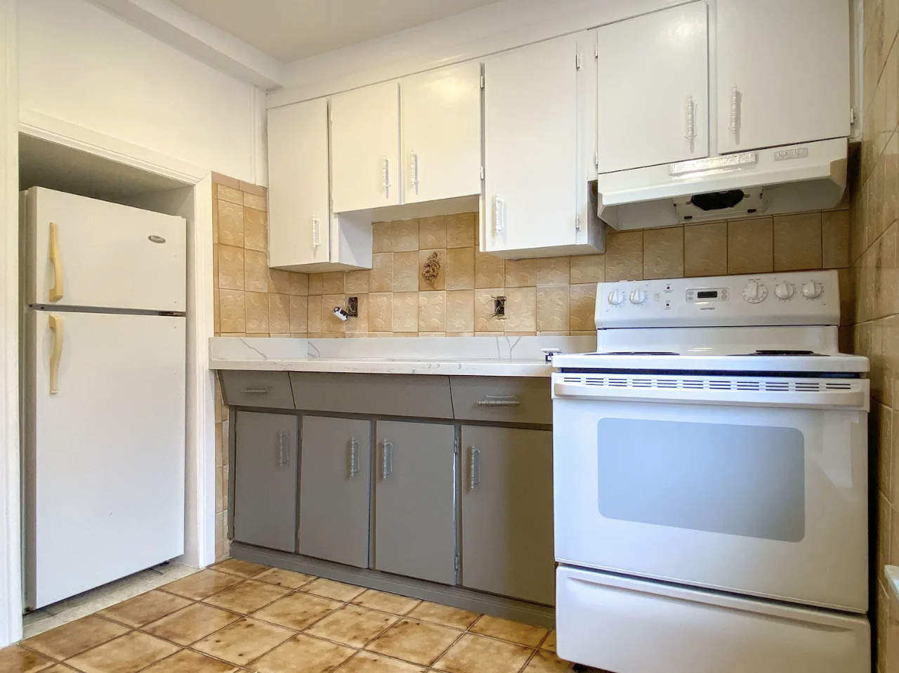 20 Marshall Boulevard #2 - Photo 2 of 25