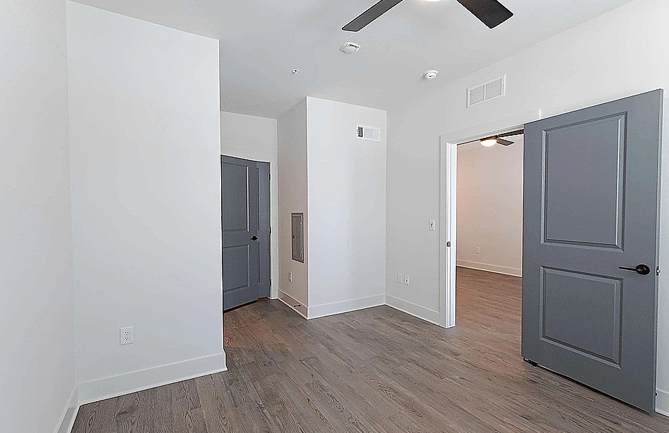 1165 Montgomery Boulevard - Photo 6 of 13