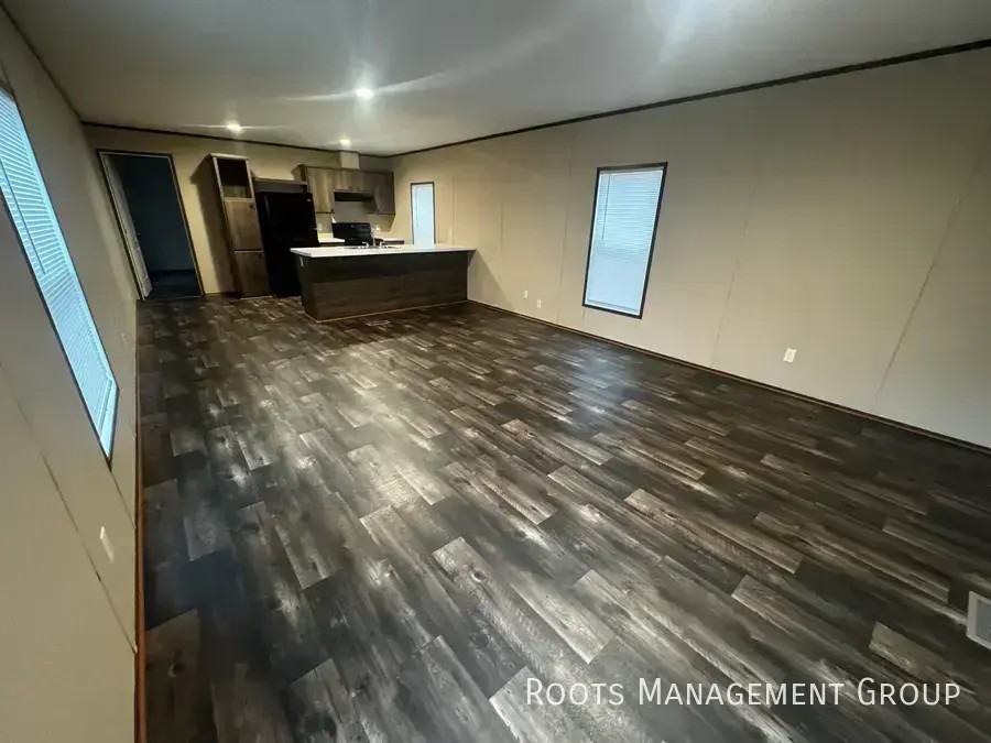 114 N Brenda St #114NB - Photo 2 of 20