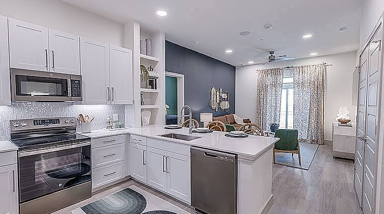 2014 Southside Boulevard