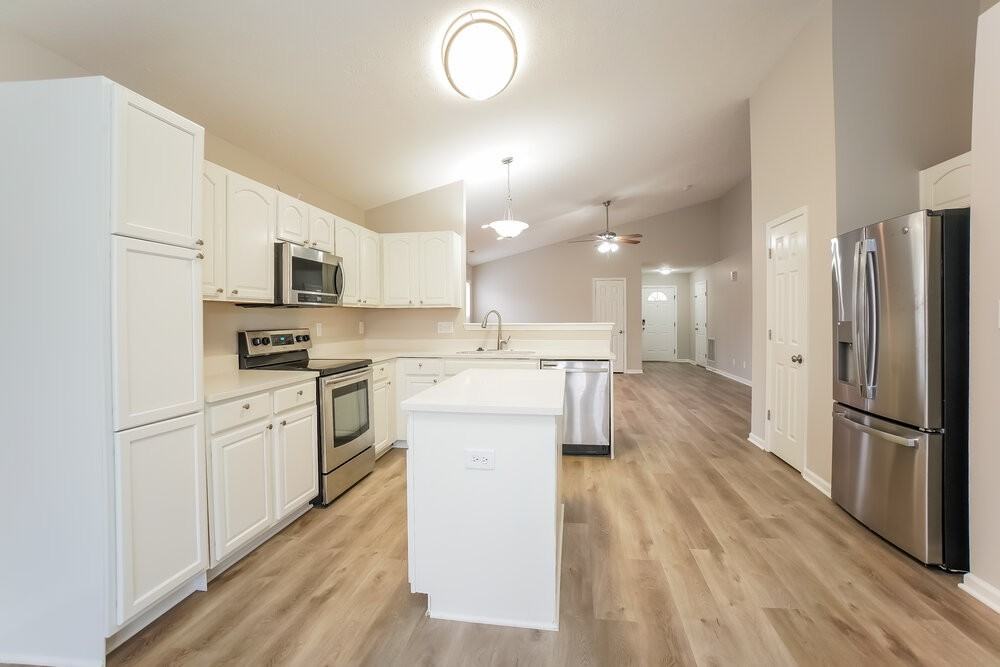 6430 Glory Maple Ln - Photo 7 of 16