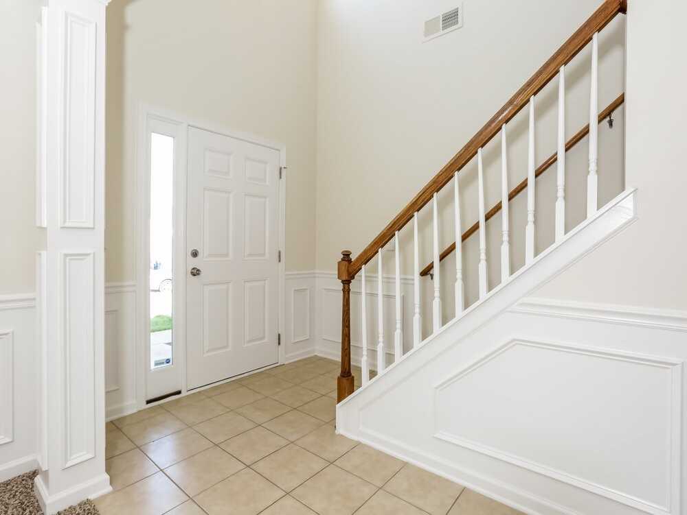 6908 Sequoia Hills Dr - Photo 2 of 20