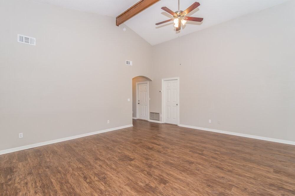 11329 Rustic Wheel Ct - Photo 4 of 15