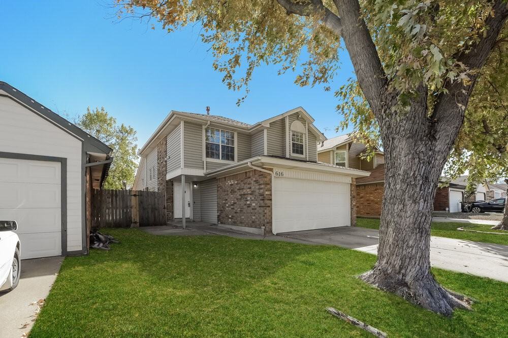 616 Stoneridge Dr - Photo 2 of 25