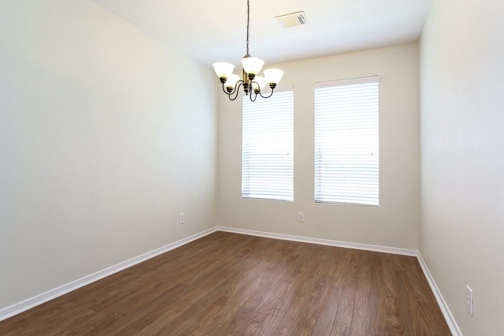 12131 English Brook Cir - Photo 6 of 15