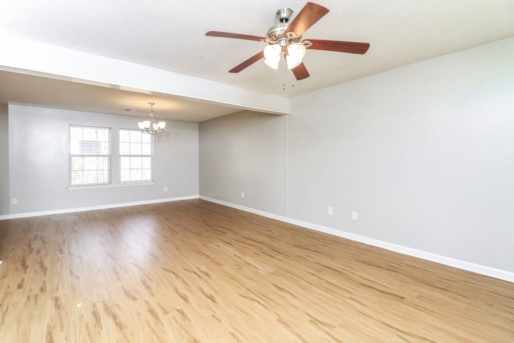 7928 Lake Stone Cir - Photo 5 of 18