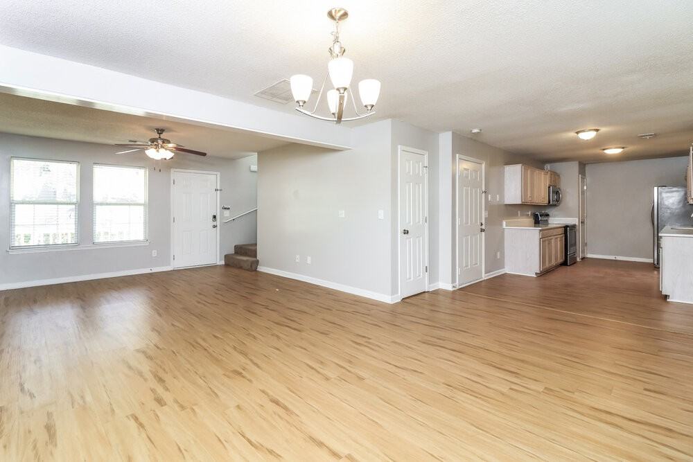 7928 Lake Stone Cir - Photo 7 of 18