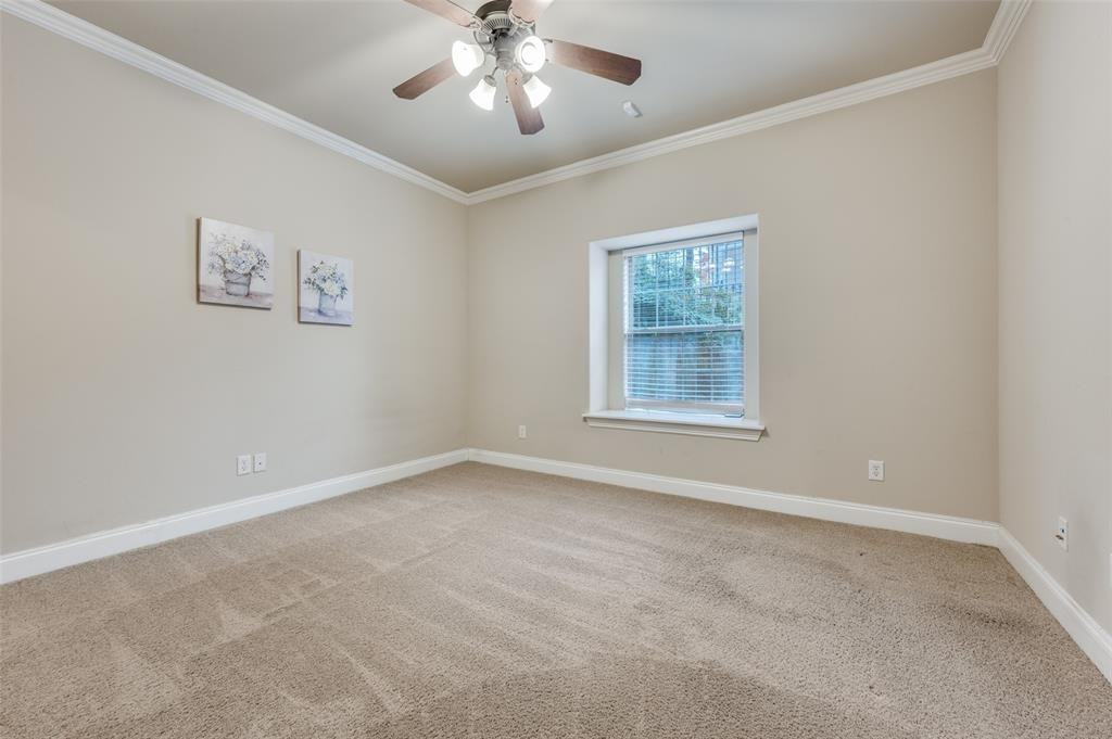 632 Rockingham Dr #632 - Photo 5 of 39