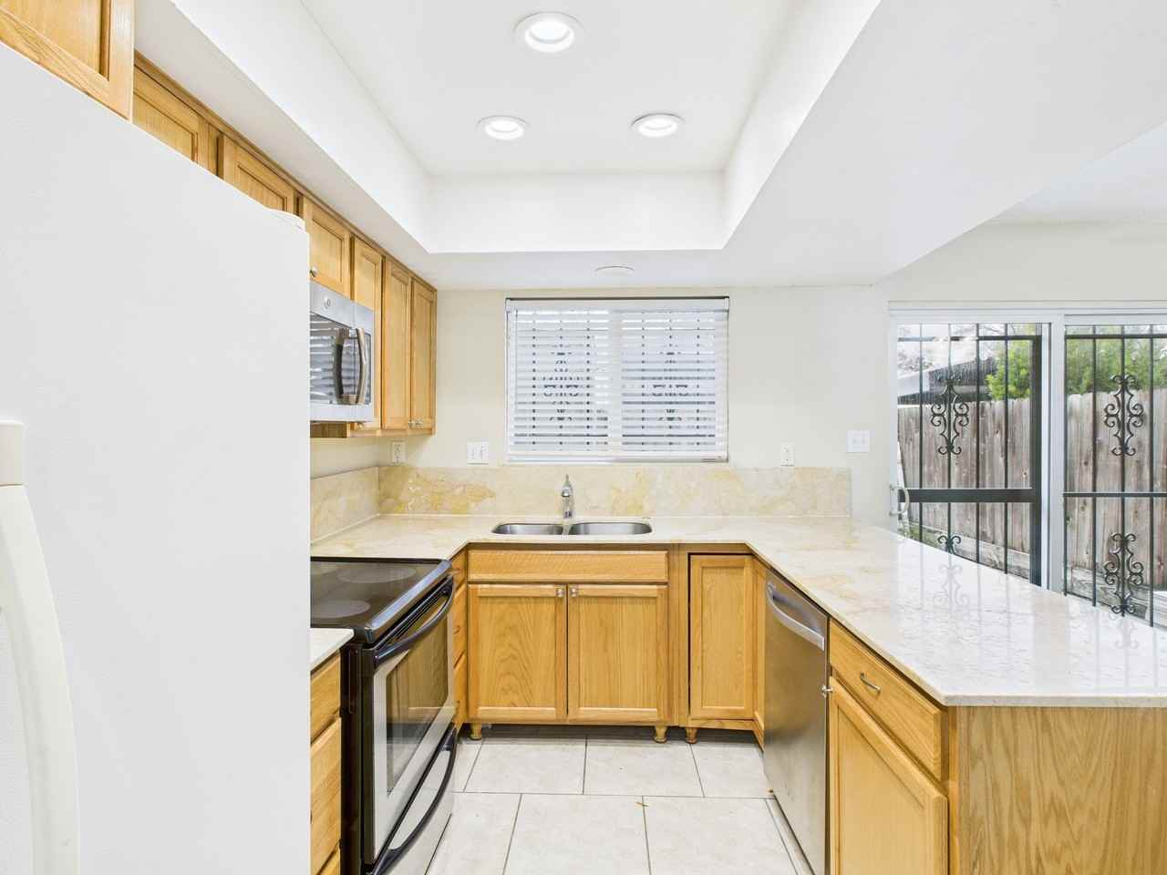 6416 Bankside Dr #6416-42 - Photo 4 of 50