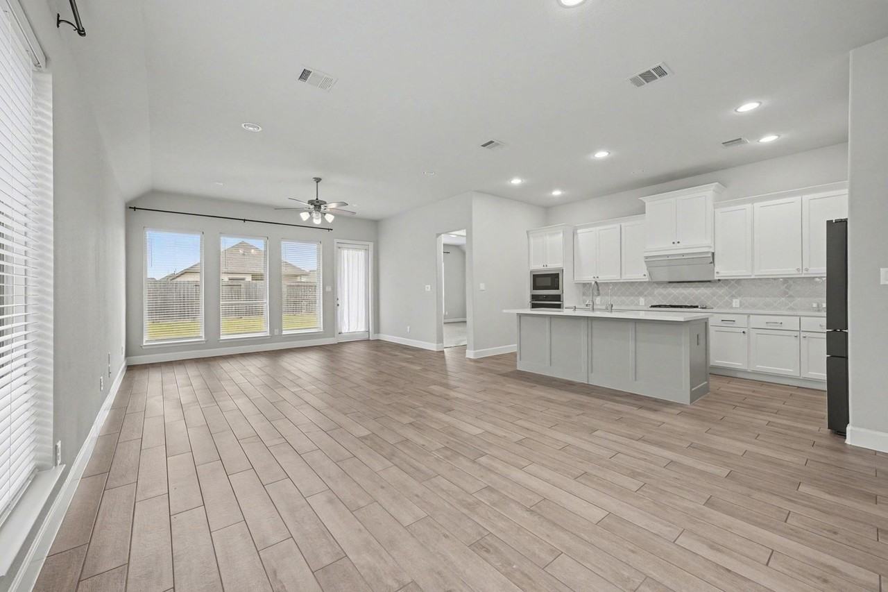 2527 Alder Wood Ln #2527 - Photo 2 of 22