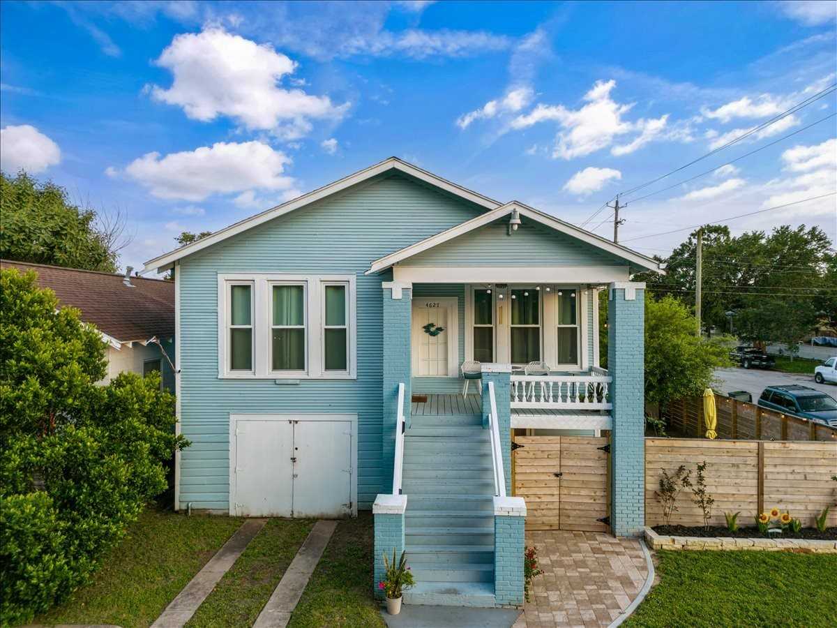 4627 Avenue P 1/2 #4627 - Photo 5 of 45