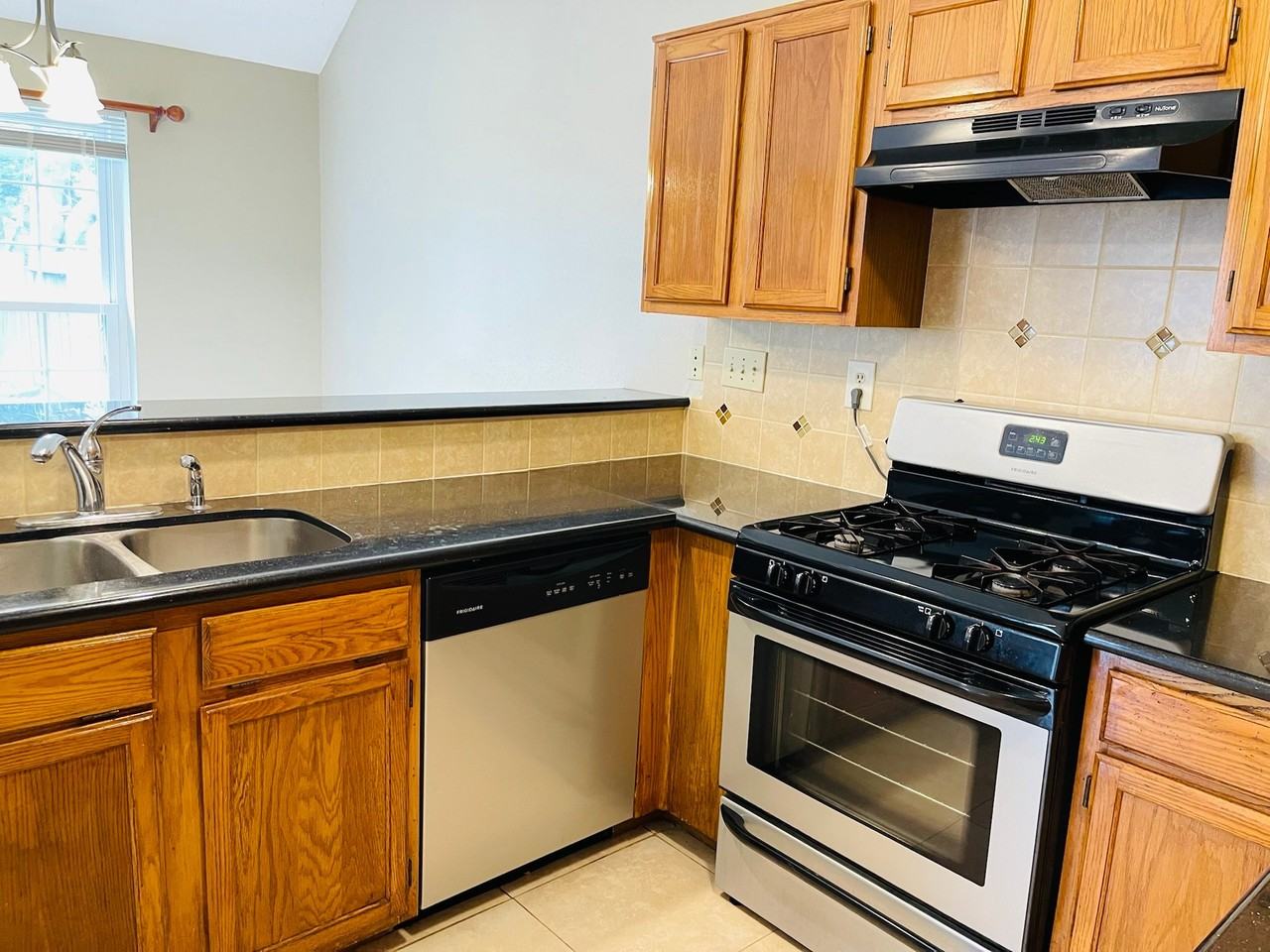 4715 Rainbow Run #4715 - Photo 2 of 30