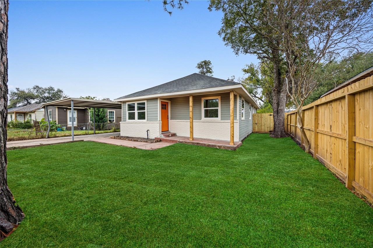 125 Bolden St #125 - Photo 4 of 21