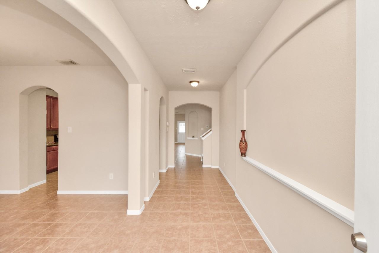 25206 Hazel Ranch Dr #25206 - Photo 5 of 49