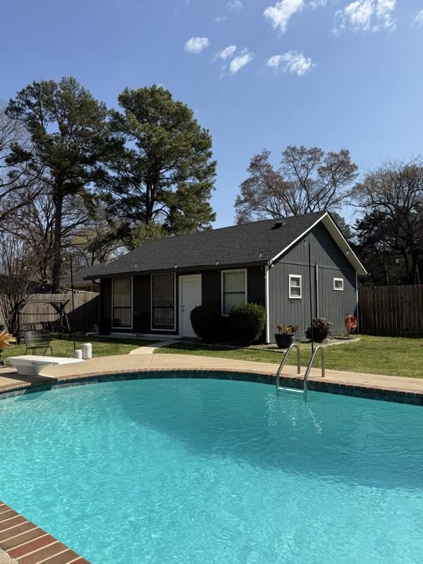 10842 Knollwood Dr - Photo 3 of 11