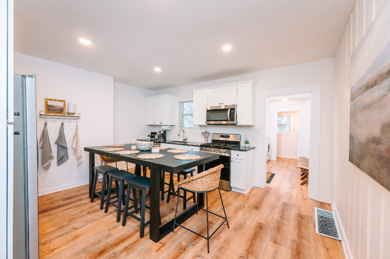 5 Cemetery Ave - Photo 3 of 20