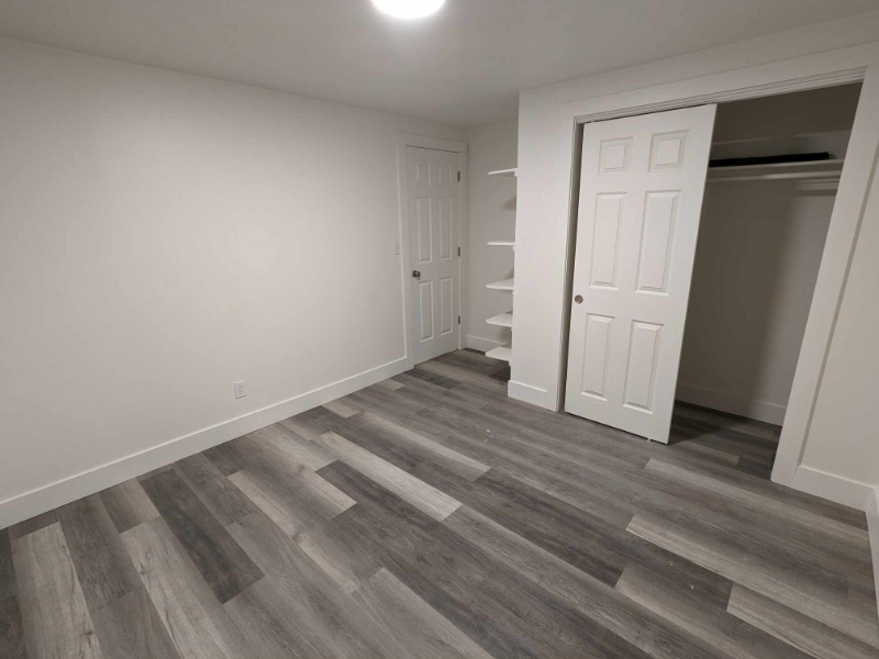 2645 Ne - Photo 5 of 19