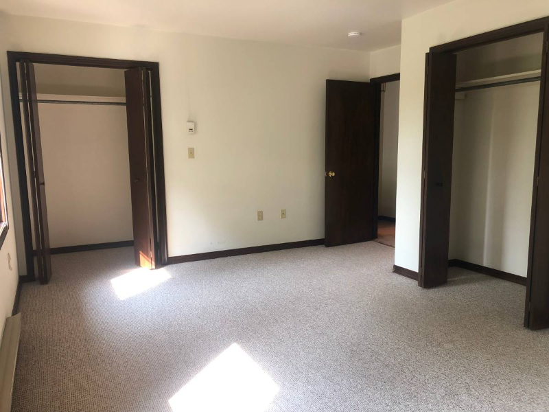 296 Upper Demunds Rd - Photo 3 of 10